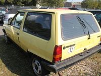 Gebraucht VW Polo 54 PS (39 kW) 1987 Gelb Kleinwagen