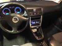 Second-hand VW Bora 101 CP (74 kW) 2002 Albastru Berlinǎ