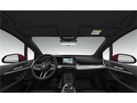 Neu BMW 218 150 PS (110 kW) 2026 Fire red metallic Kombi