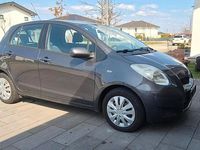 Gebraucht Toyota Yaris 133 PS (97 kW) 2009 Grau Kleinwagen