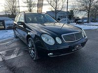 Gebraucht Mercedes E220 150 PS (110 kW) 2005 Schwarz Kombi