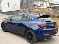 Gebraucht Opel Astra GTC S 194 PS (142 kW) 2015 Limousine