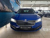 Gebraucht Skoda Superb Ambition 150 PS (110 kW) 2022 Blau Kombi