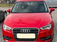 Gebraucht Audi A3 184 PS (135 kW) 2014 Rot Limousine