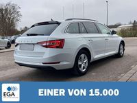 Gebraucht Skoda Superb 150 PS (110 kW) 2022 Weiß metallic Kombi