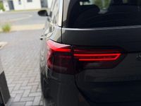 Usata VW T-Roc R-line 150 CV (110 kW) 2024 Grigio SUV