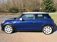 Gebraucht Mini Cooper 136 PS (100 kW) 2018 Blau Kleinwagen