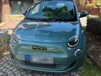 Gebraucht Fiat 500e La Prima 86 kW (118 PS) 2021 Blau Cabrio