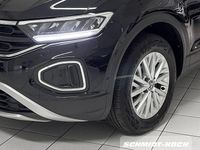 Gebraucht VW T-Roc Life 116 PS (85 kW) 2023 Deep black perleffekt (schwarz) SUV