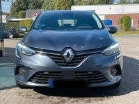 Gebraucht Renault Clio V Intens 101 PS (74 kW) 2020 Grau Kleinwagen