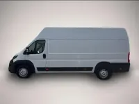 Gebraucht Peugeot Boxer Premium 165 PS (121 kW) 2022 Manufacturer Van