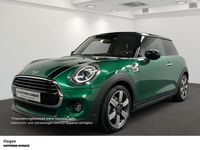 Gebraucht Mini Cooper 136 PS (100 kW) 2019 Gruen Kleinwagen