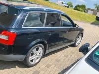 Gebraucht Audi A4 101 PS (74 kW) 2003 Schwarz Kombi