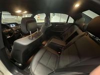 Gebraucht Mercedes E200 Avantgarde 136 PS (100 kW) 2011 Weiß Limousine