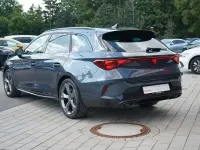 Neu Cupra Leon 150 PS (110 kW) 2026 Grau Limousine