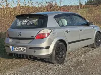 Gebraucht Opel Astra 105 PS (77 kW) 2005 Silber Limousine