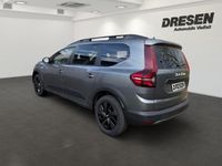 Neu Dacia Jogger Expression 141 PS (103 kW) 2025 Grau Van / Kleinbus