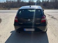 Gebraucht BMW 118 129 PS (94 kW) 2005 Schwarz Kleinwagen