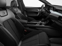 Gebraucht Audi e-tron S-Line 300 kW (408 PS) 2023 Mythosschwarz metallic SUV