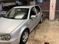 Gebraucht VW Golf IV 105 PS (77 kW) 2002 Silber Kleinwagen