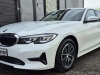 Gebraucht BMW 318 Advantage 150 PS (110 kW) 2019 Weiß Limousine