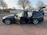 Gebraucht BMW 530 272 PS (200 kW) 2012 Grau Kombi