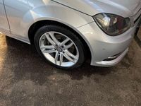 Gebraucht Mercedes C220 177 PS (130 kW) 2012 Silber Coupé