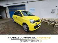 Gebraucht Renault Twingo Life 69 PS (50 kW) 2016 Hellgelb Kleinwagen