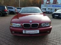 Gebraucht BMW 525 192 PS (141 kW) 2001 Rot Limousine