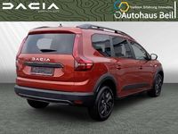 Neu Dacia Jogger Expression 110 PS (80 kW) 2025 Terracottabraun metallic (bra Van / Kleinbus