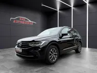 Gebraucht VW Tiguan Life 150 PS (110 kW) 2022 Deep black perleffek (metallic) SUV