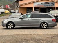 gebraucht Mercedes E220 CDI Automatik Kombi *XENON *NAVI