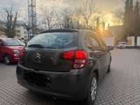 Gebraucht Citroën C3 95 PS (69 kW) 2012 Grau Kleinwagen