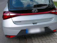 Gebraucht Hyundai i20 Select 84 PS (61 kW) 2022 Silber Kleinwagen