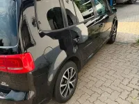Gebraucht VW Touran 121 PS (88 kW) 2014 Schwarz Van / Kleinbus