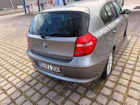 Gebraucht BMW 116 116 PS (85 kW) 2009 Grau Kleinwagen
