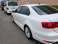 Usado VW Jetta 105 HP (77 kW) 2012 Branco Sedan