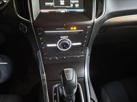 Gebraucht Ford S-MAX Titanium 209 PS (153 kW) 2015 Grau Van / Kleinbus