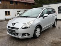 Gebraucht Peugeot 5008 Active 150 PS (110 kW) 2012 Silber Van / Kleinbus