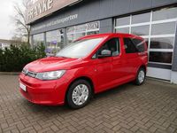 Gebraucht VW Caddy Basis 122 PS (89 kW) 2023 Rot Van / Kleinbus