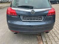 Gebraucht Opel Insignia 220 PS (161 kW) 2010 Grau Kombi