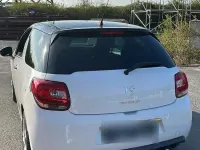 Gebraucht Citroën DS3 82 PS (60 kW) 2015 Weiß Kleinwagen