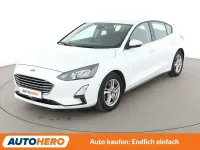 Gebraucht Ford Focus Cool & Connect 125 PS (91 kW) 2019 Frozen white Limousine