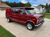 Gebraucht Ford V8 220 PS (161 kW) 1989 Rot Pickup