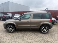 Gebraucht Skoda Yeti Easy 105 PS (77 kW) 2012 Braun SUV