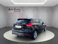 Gebraucht Ford Focus ST-Line 125 PS (91 kW) 2016 Schwarz Limousine