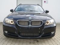 Gebraucht BMW 320 177 PS (130 kW) 2009 Schwarz metallic Kombi
