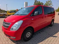 Gebraucht Hyundai H-1 Comfort 170 PS (125 kW) 2011 Rot Van / Kleinbus