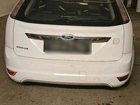 Gebraucht Ford Focus Titanium 145 PS (106 kW) 2008 Weiß Limousine