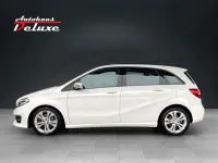 Gebraucht Mercedes B180 Urban 122 PS (89 kW) 2016 Weiß Kleinwagen